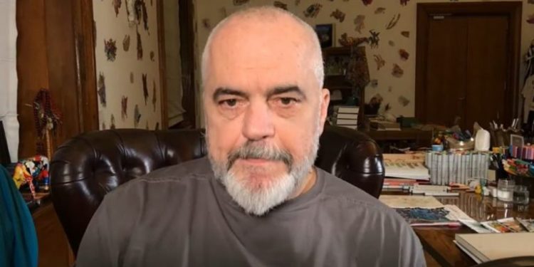 Rama sfidon protestuesit: 300- fish të protestoni, sa të jem unë kryeministër taksat mbi naftën nuk hiqen