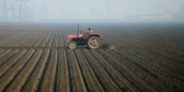 Vendi ku 30 fermerë vdesin çdo ditë