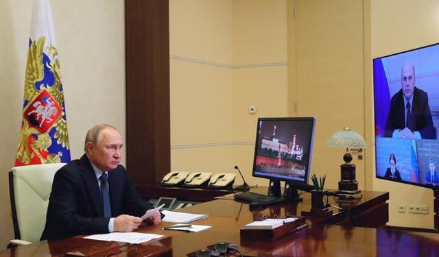 “Fukarai” Vladimir Putin thotë se jeton në një shtëpi 77 m2 (si Saliu), ka dy makina, një kamper dhe vetëm 114 mijë euro