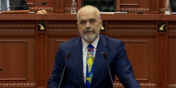 E paralajmërova Bashën: Po bashkoheni si zogjtë e korbit pas “të vdekurit”!