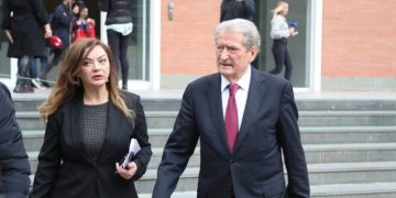 Fabula e Berishës për rikthimin në pushtet