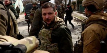 Si mbrohet ‘ushtari’ Zelensky, një brez i trefishtë sigurie dhe rrethi anglo-amerikan