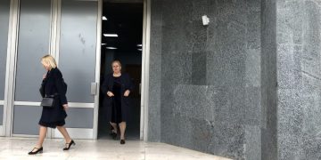 Dosja/ Gjyqtarja Fida Osmani mori 3 shtëpi tek kompania që i shqyrtonte çështjet, fshehu zyrën; Vetingu i zbulon korrupsionin dhe pazaret, drejt shkarkimit në 27 prill