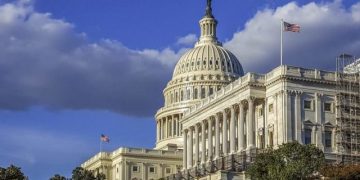 Kryeministri ukrainas mbërrin në Shtëpinë e Bardhë, zbardhet arsyeja e vizitës