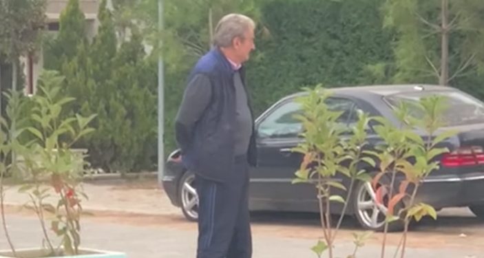 Frrok Çupi tregon historinë e Berishës kur i humbi lopa: “Ktheu në shtëpi Sali, kthehu se erdhi lopa!’ Jo, do kërkoi dhe këtë mal se jam ngjitur në gjysëm