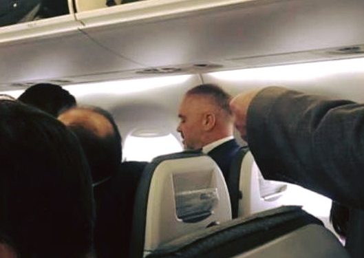 Të udhëtosh si qytetar i thjeshtë nuk është turp, por… moral!