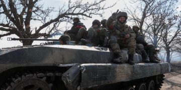 Janë ushtarët më të përgatitur, “The Times”: Separatistët ukrainas që luftojnë krah Rusisë i bashkohen betejës në Mariupol