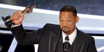 Pas ngjarjes së bujshme në “Oscars 2022” Will Smith dërgohet në një…