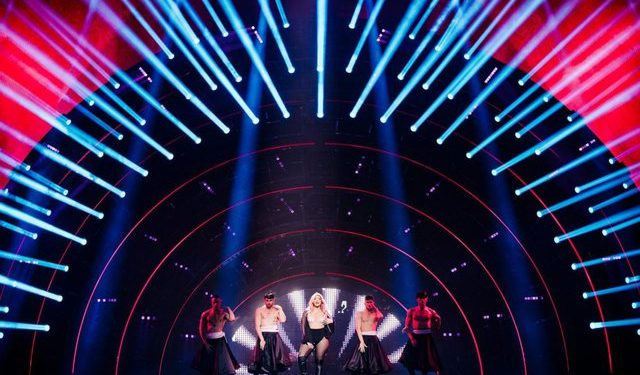 Ndodh ajo që nuk pritej! Ronela Hajati përplaset me organizatorët e Eurovision, ‘skena e nxehtë’ i hap telashe