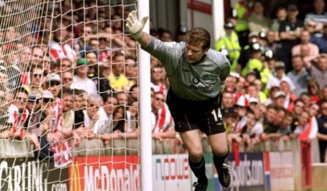 “Aty ranë këmbanat e alarmit. Bomba me sahat po bën tik tak”! Ish-portieri legjendar diagnostikohet me kancer: Ka mesatarisht edhe 6 muaj jetë!