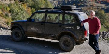 I mrekulluar! “Kthesa të pabesa dhe hotele fantazmë: Çfarë zbulova në një udhëtim nëpër Shqipëri…”?!