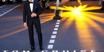 Tom Cruise mbushi kinematë (dhe xhepat) me një film pa superheronj