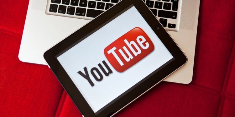 E hidhur/ Ndahet nga jeta “ylli” i famshëm i You Tube, nëna e tij konfirmon lajmin e trishtë: Kjo ishte një gjë e tmerrshme!