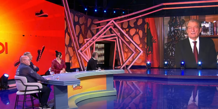 Top Channel nis emisionin me “yllin televiziv” Nard Ndoka! Përballet me atë që nuk e priste: I shfaqet Sali Berisha dhe e uron