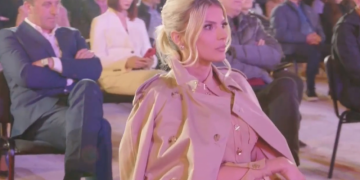 Marina Vjollca në Thumanë: Çfarë po bën moderatorja me kryeministrin Rama?!