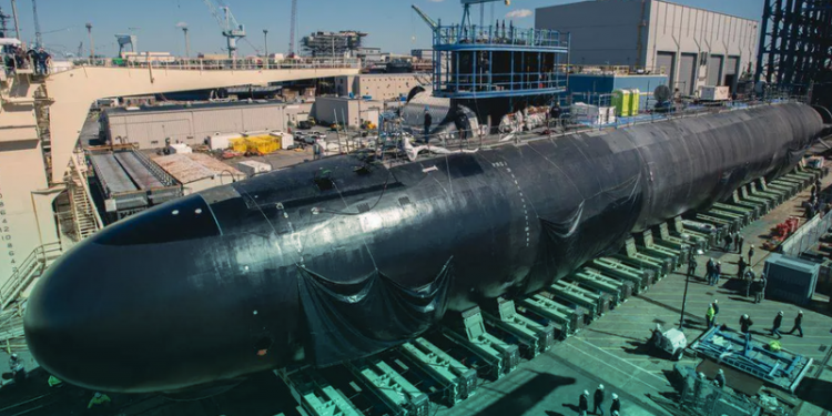 Arma më e fuqishme në histori është gati për luftë, ja tmerri që shkakton “përbindëshi amerikan” i përmasave dhe teknologjisë që nuk është parë kurrë më parë