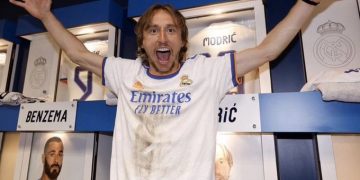 Shtatshkurtër, por me zemër luani! Si asnjëherë më parë, Modriç merr me shpulla lojtarin e Manchester City-t