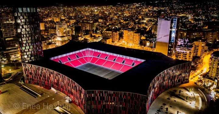 90.000 tifozë do të zbarkojnë në Tiranë, shifra e pabesueshme dhe luksi i finales së Conference League
