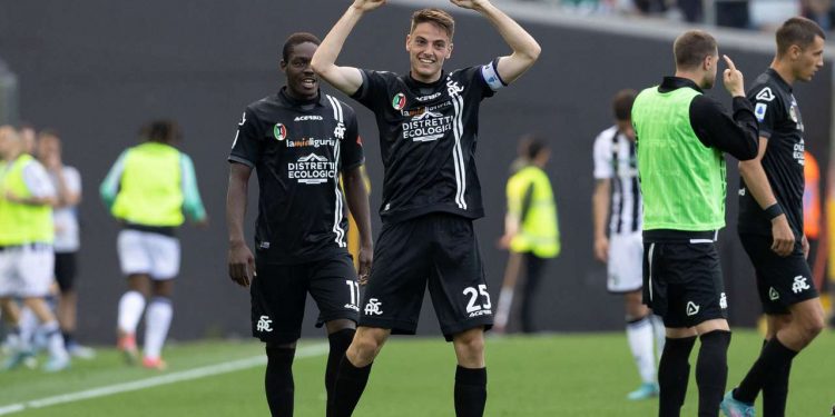 VIDEO/ Manaj “e djallos”: Humbet penalltinë në Udine