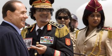 “Gjashtëmbëdhjet kushtet e një “diktator”!  Mos i  lexoni se do kërkoni të jetoni me ngulm në “diktaturën” e tij