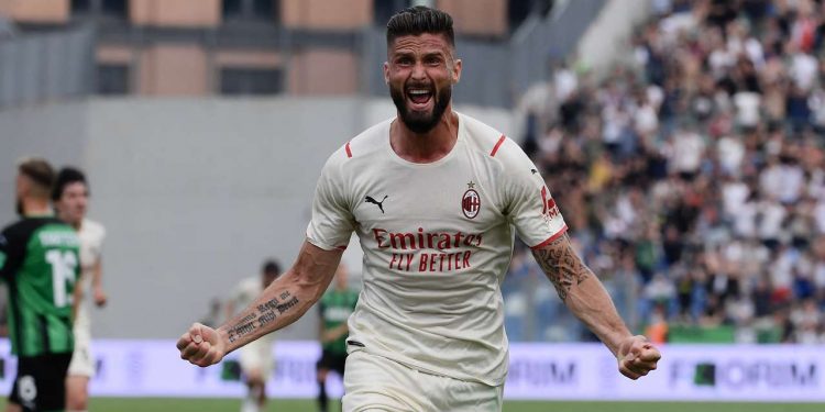 “Mapei Stadium” ngjyroset kuqezi, Milan fiton titullin kampion pas 11 vitesh