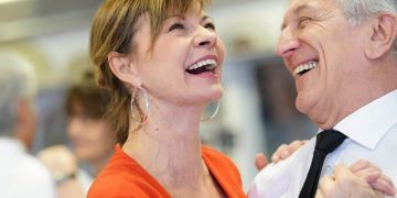 10 arsye shkencore për të kërcyer më shumë dhe në çdo moshë