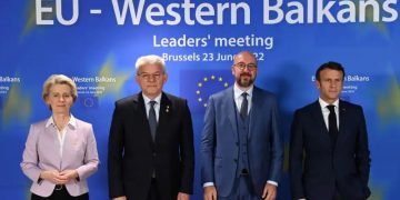 Nëse doni të hyni në BE ose nisni një luftë me fqinjët ose rrezikohen nga ndonjë konflikt i armatosur! Zbulohet lëvizja e re e BE-së: Ja cilit shteti i konfirmoi statusin e kandidatit për anëtarësim të plotë