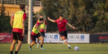 Liga e Kombeve/ Kombëtarja stërvitet e plotë para Izraelit, mungon vetëm “raketa“ e Shqipërisë