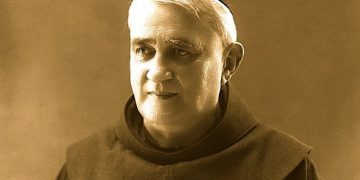 At Gjergj Fishta: “O burra shqyptarë po a me të vërtetë do t’i lamë marre vedit para të gjithë botës”