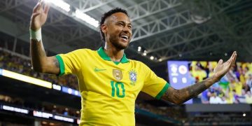 Lionel Mesi ka rrëzuar Pele nga froni, por rekordi i argjentinasit kër.cënohet nga Neymar