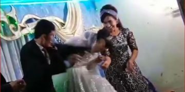 VIDEO/ E pazakontë! E mundi në lojën me dolli, dhëndri godet me grushte nusen në ditën e dasmës