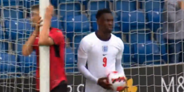 VIDEO/ Shpresat kuqezi largohen të mposhtur nga Anglia! Tre gola të pësuar dhe një karton i kuq