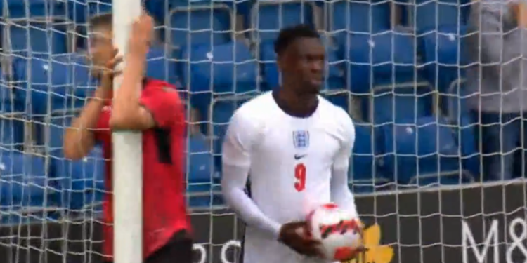 VIDEO/ Shpresat kuqezi largohen të mposhtur nga Anglia! Tre gola të pësuar dhe një karton i kuq