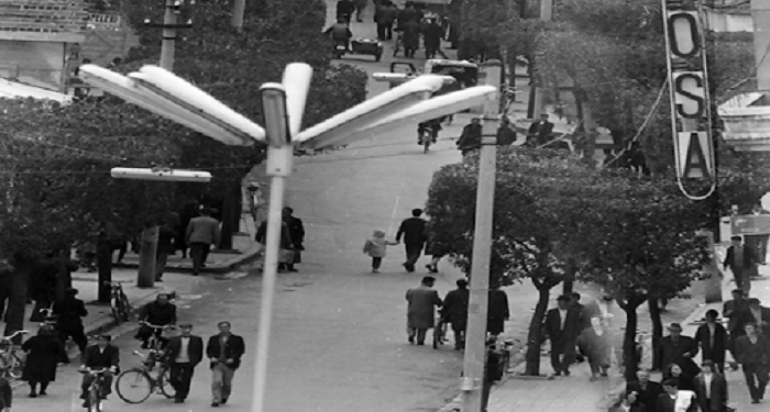Nostalgji brezash: Djemtë e rrugës “Broduej” dhe dy rrugët kryesore të “Tironës” (Foto)