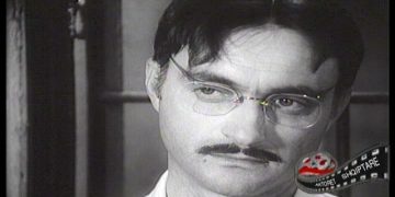 Aktori korçar Zhani Petro (Ziçishti) feston 82 vjetorin e lindjes, ne i urojmë jetë të gjatë e të lumtur