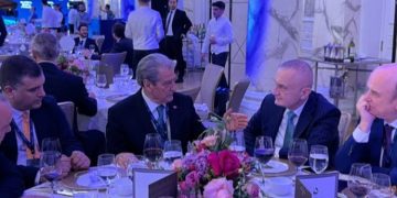 Si po tenton të ‘rilindë’ dyshja Berisha-Meta me 4 dosje në SPAK duke ricikluar partitë e korrupsionit. “Partia e Lirisë” dhe “Rithemelimi”, një skenar…!