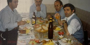 FOTO E RRALLË/ Kur udhëheqësit e PS takonin themeluesin e UÇK-së në 1992