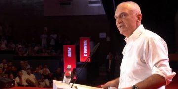 Ujku qimen e ndërron, por zakonin s’e harron!