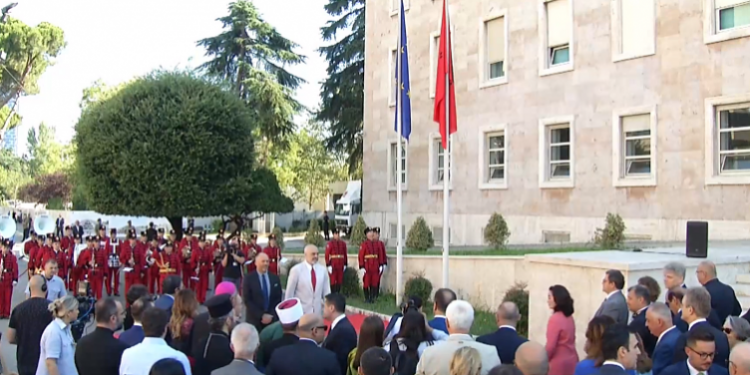 Mos ia mohoni fëmijëve Evropën! Mesazh i fortë edhe një herë për (pa) drejtësinë pas hapjes së negociatave: Integrimi varet nga puna juaj