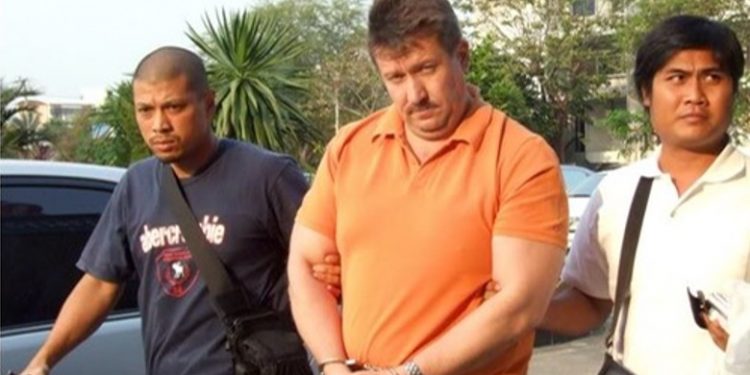 1995, një ngjarje ‘shqiptare’ e Viktor Buot! Si u kap avioni rus i nisur nga Rinasi me municione Somario?!