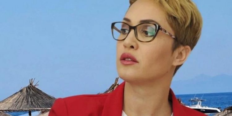 Analistja kosovare: Nëse ju duket shtrenjtë Jugu i Shqipërisë, rrinë në shtëpi hani pite