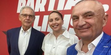 Ilir Meta i fut “frikën” Edi Ramës me “Brisin” dhe Agim Neshon: Nuk ndalem deri sa ta ndëshkoj