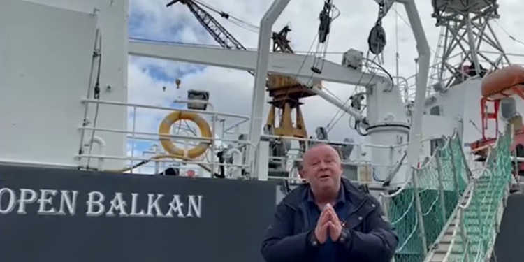 Biznesmeni Gjergj Luca, biznesmeni më i madhe në tregun e peshkimit, bën surprizën e radhës