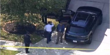 E trishtë në Greqi! Prindërit mbyllin të miturën në makinë: 8 vjeçarja ndërron jetë nga nxehtësia