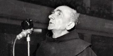 “E keqja neve na vjen prej vetvedit, prej njani tjetrit, prej shqiptarëve” – At Zef Pllumi