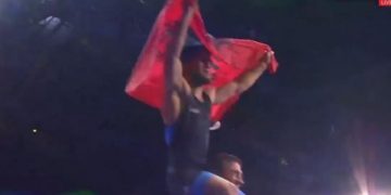 HISTORIKE/ Ngrihet flamurin kuqezi në Beograd, Shqipëria ka një kampion bote (Video)