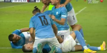 VIDEO/ Me Strakoshën si “pa portier” me Hysajn si “pa 1 mbrojtës”!  Magjia e Uzunit flaket në kosh nga gafa amatoreske e Mihajt, Izraeli na fundos në Tel-Aviv