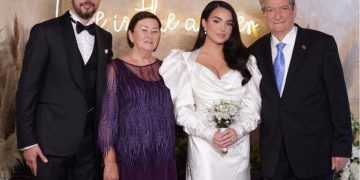 Saliu fjalim si në Foltore në ceremoninë e hapjes së dasmës së Zenit dhe Arminës (Video)