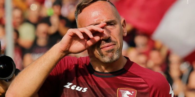 VIDEO/ Ribery nuk i mban lotët, mbyll karrierën pas 22 vitesh! Del në fushë për herë të fundit në Serie A