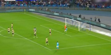 VIDEO/ Gol me kombinime si në “Play Station”: Shihni spektaklin e Napolit në Champions League!